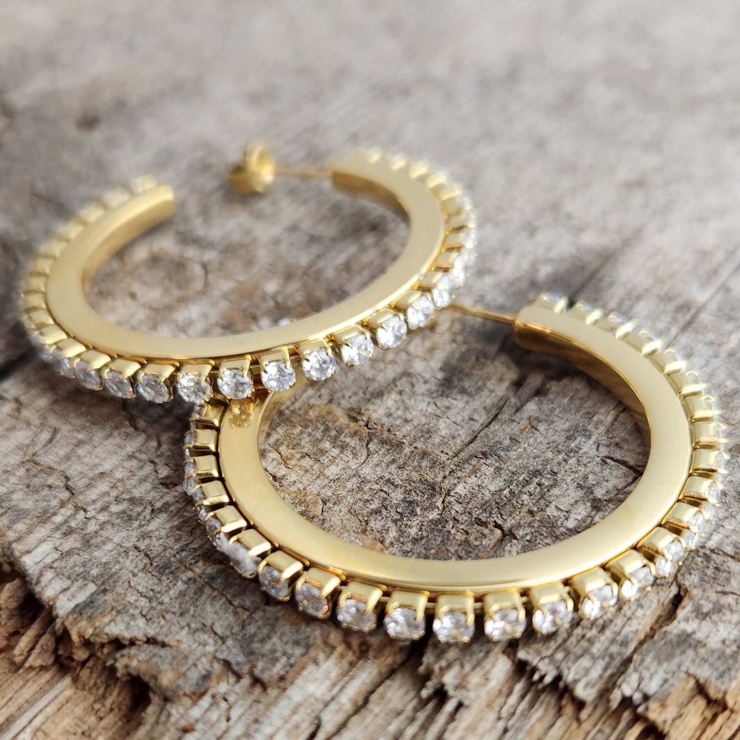 Jolie Hoops