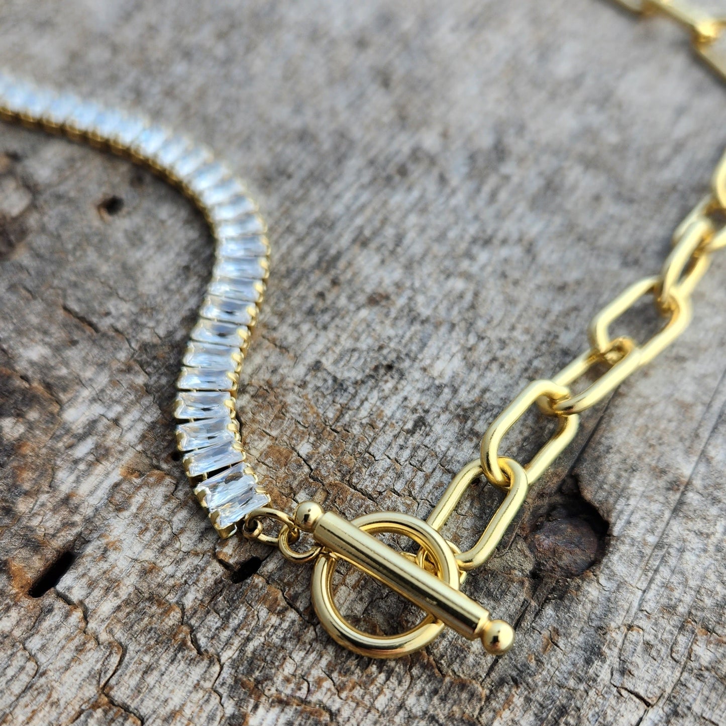 Baguette Chain Choker