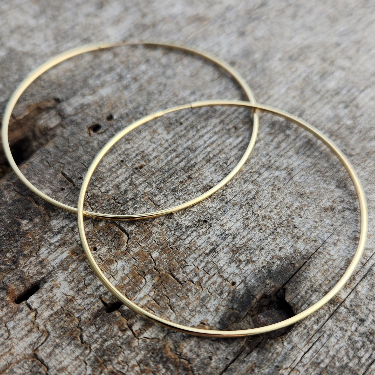 Ultra Thin Hoops