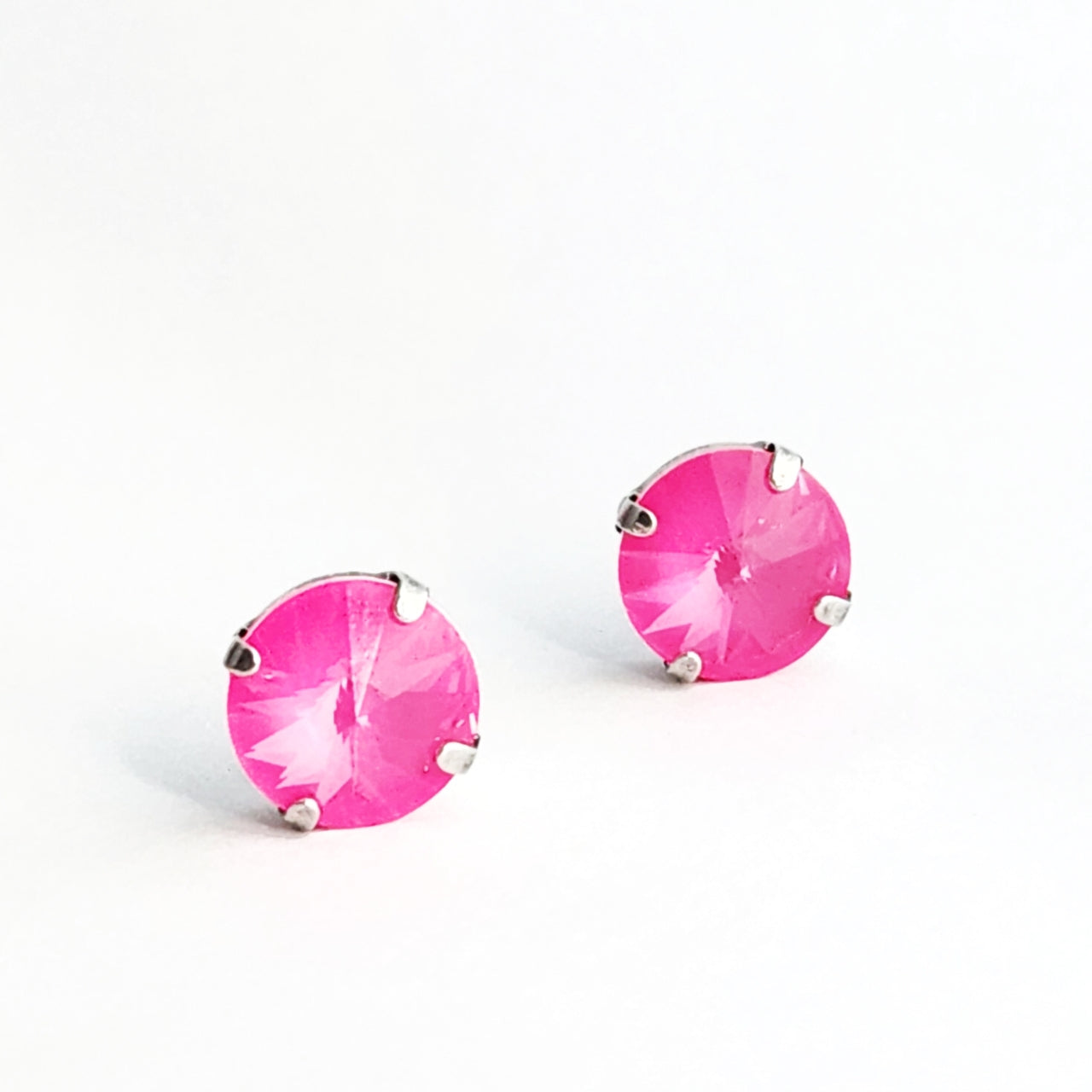 Luna Studs in Electric Pink