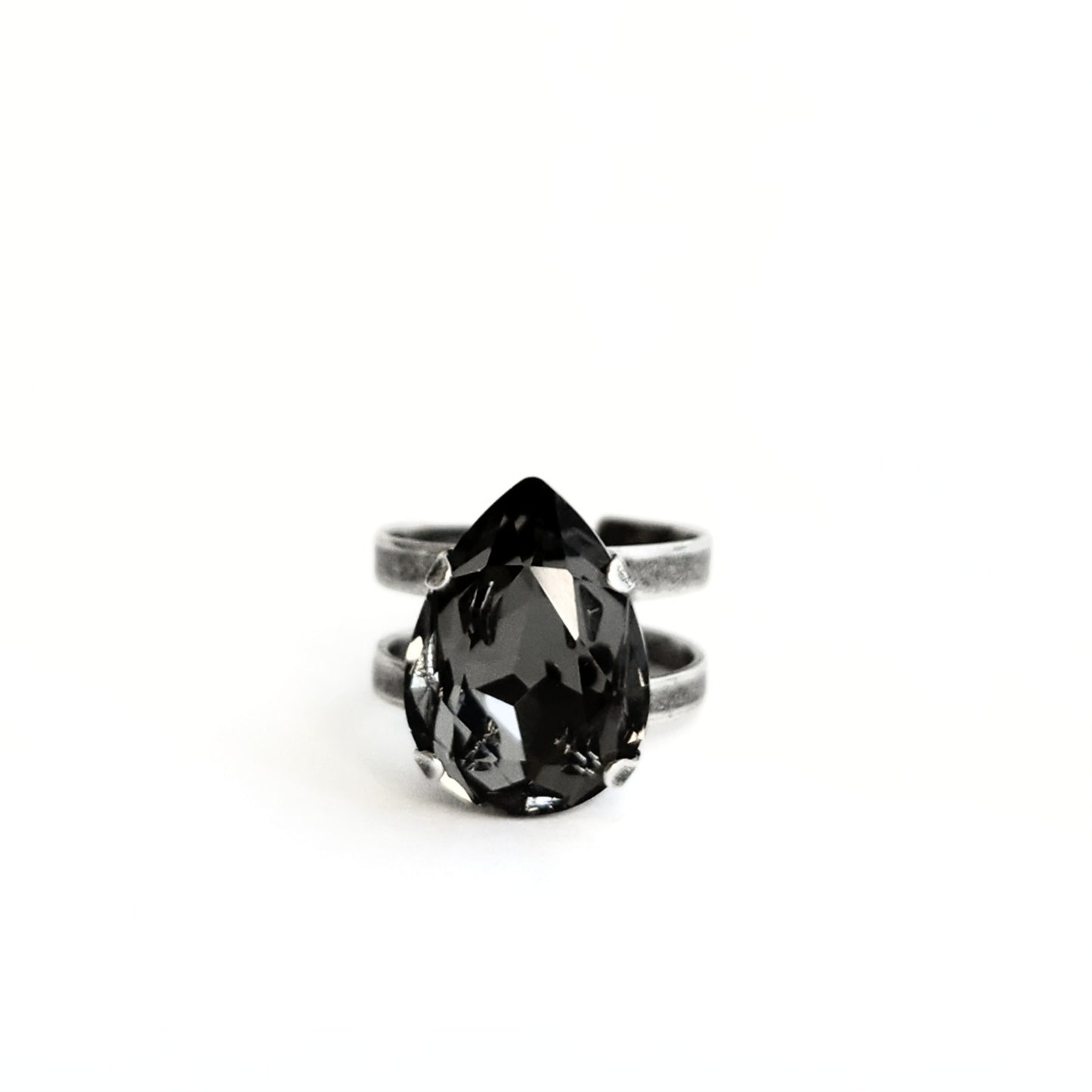 Cosmic Ring in Black Diamond Mirage