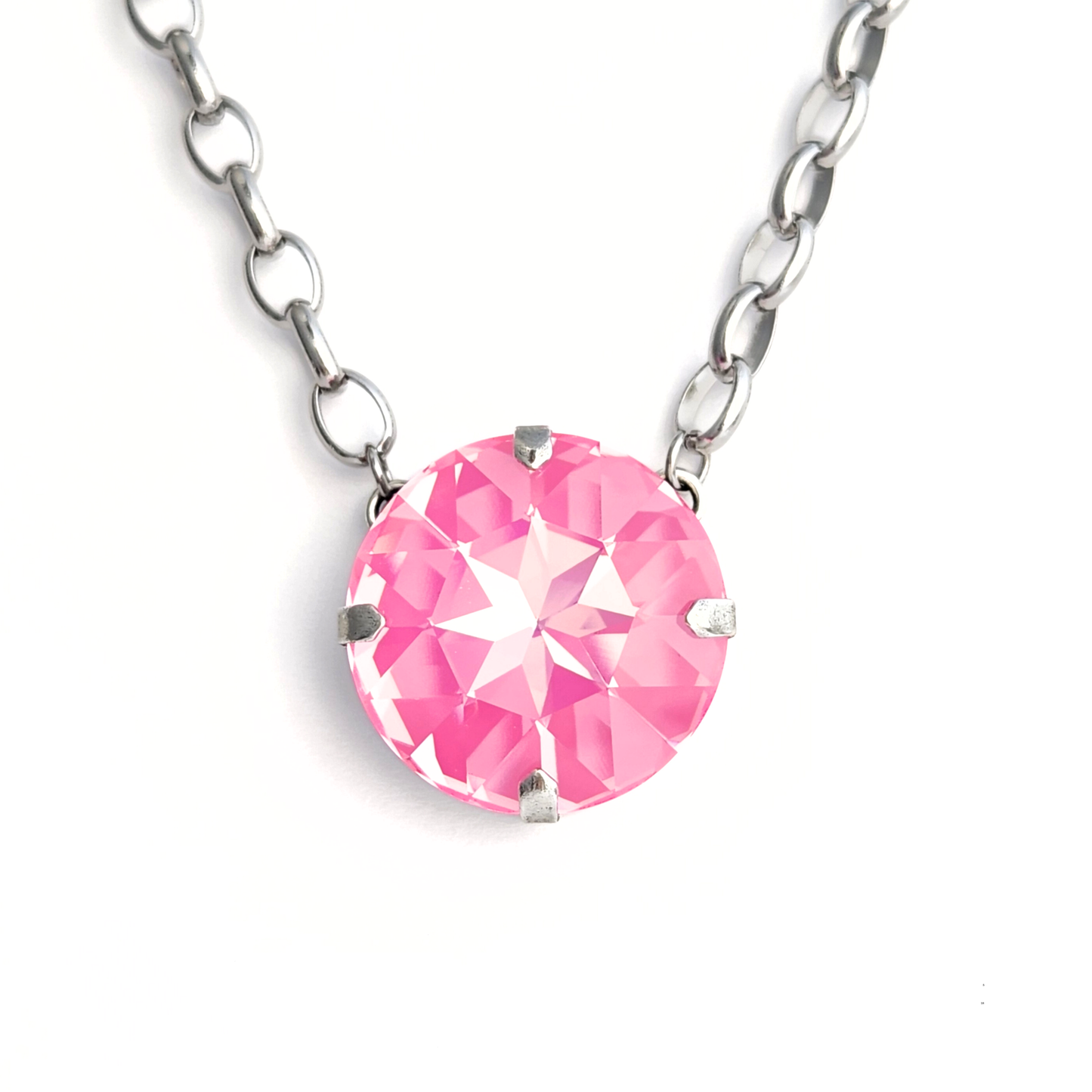 Aura Necklace in Ultra Hot Pink