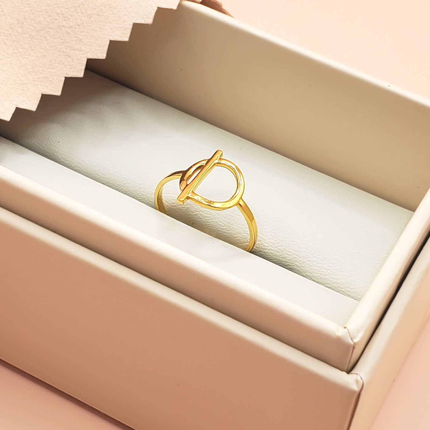Toggle Ring