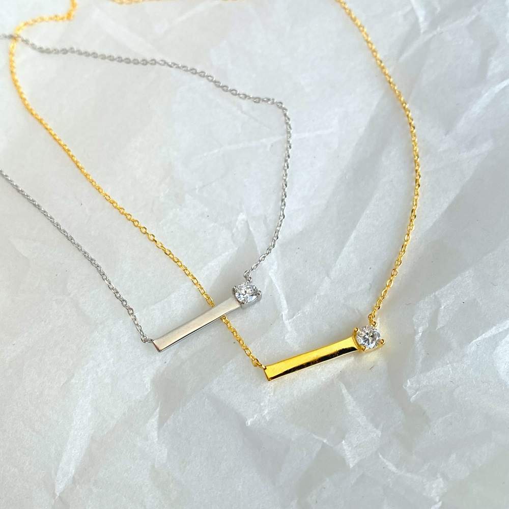 The Bar Necklace