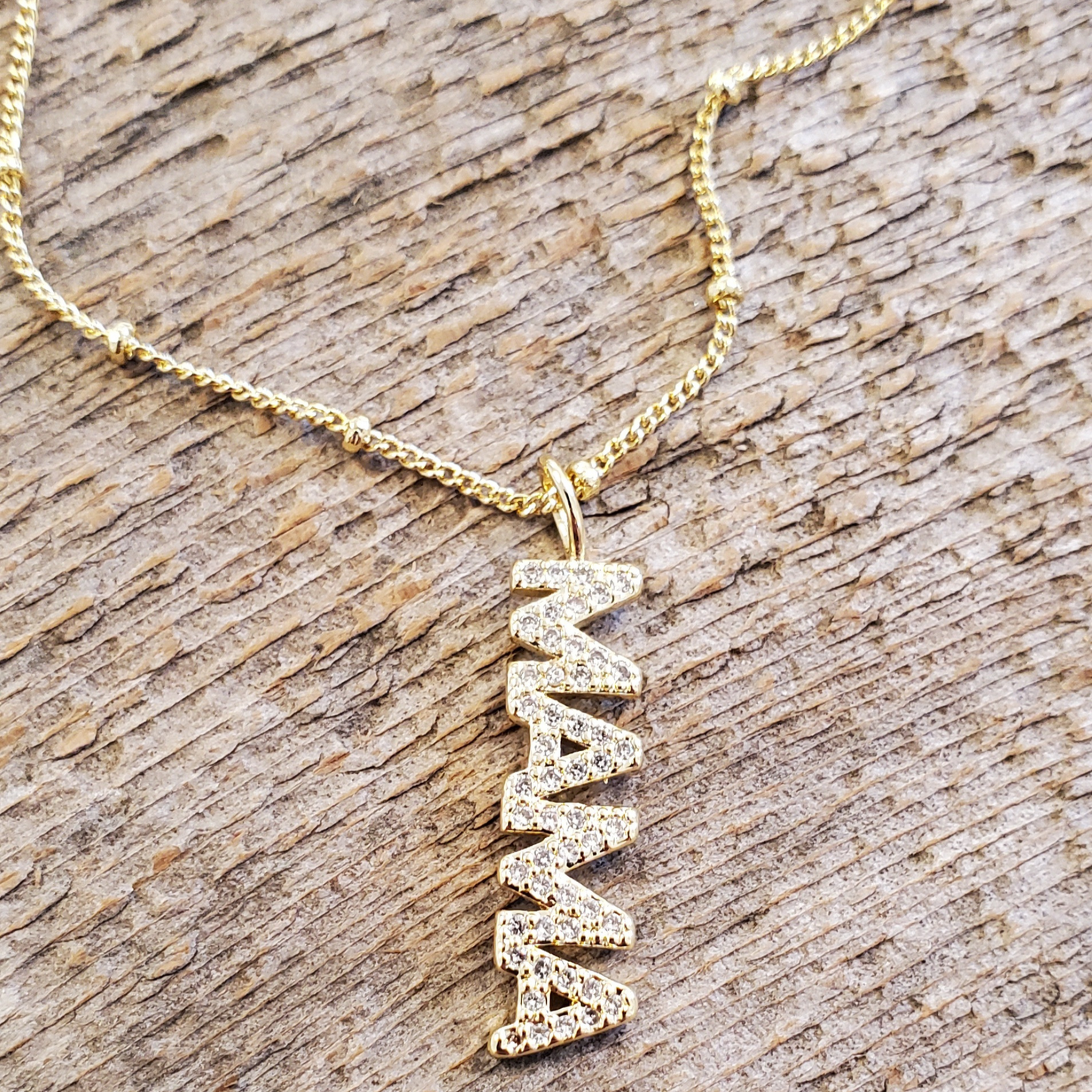 Mama Necklace