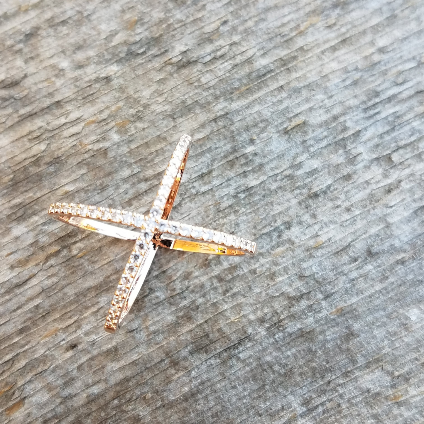Criss Cross Ring