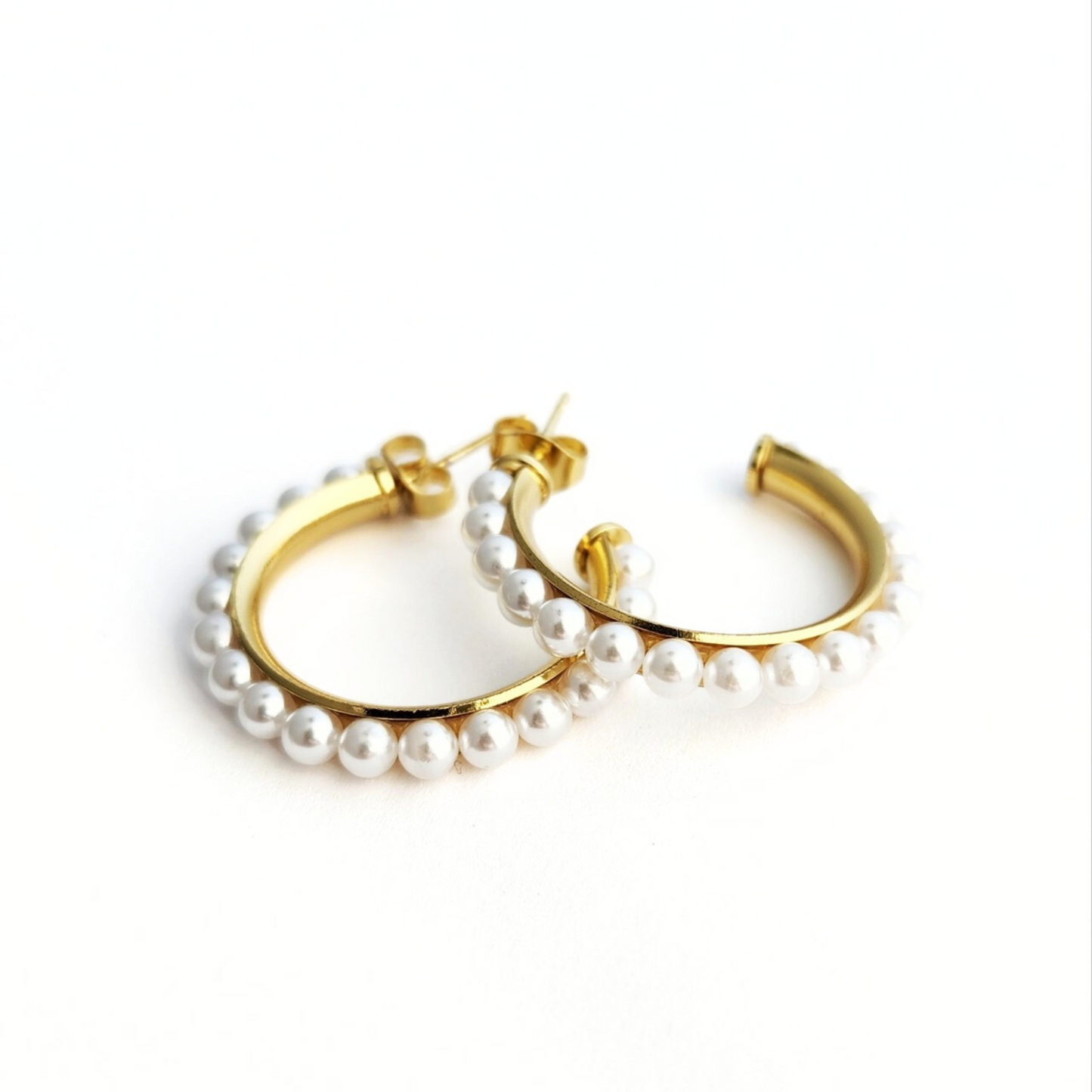 Chic Pearl Hoops