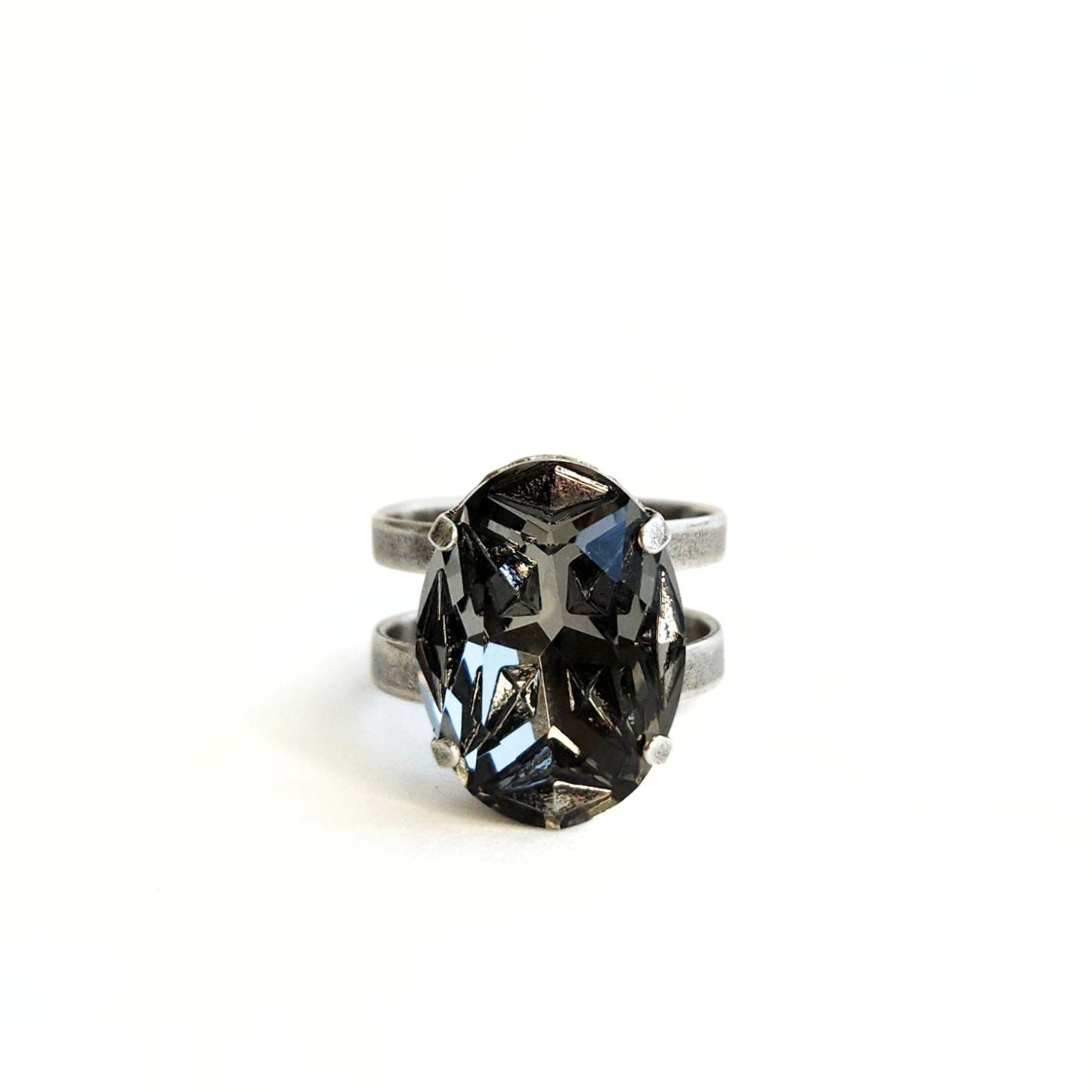 Eclipse Ring in Black Diamond Mirage