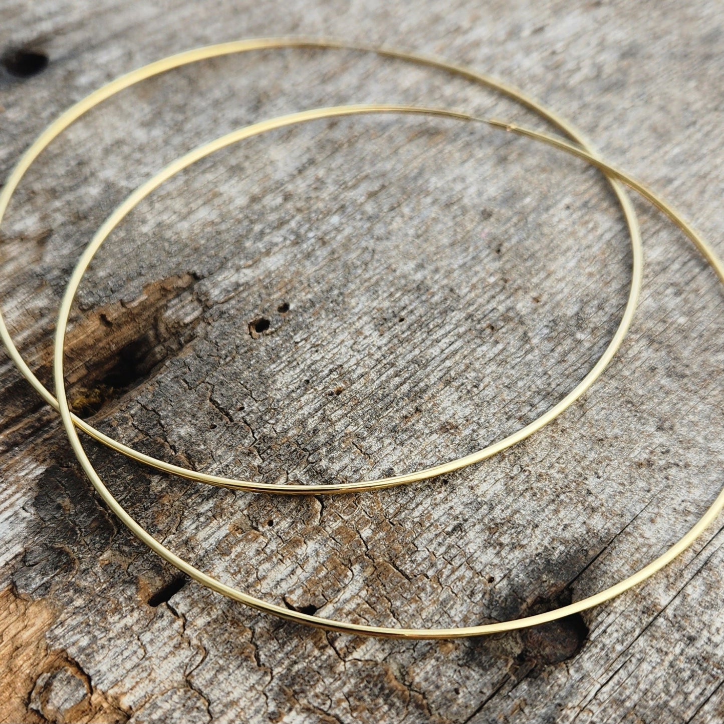 Ultra Thin Hoops