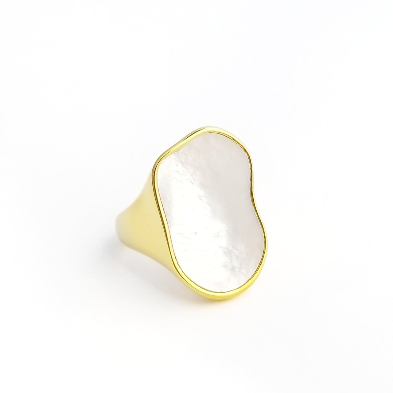 Abstract Pearl Ring