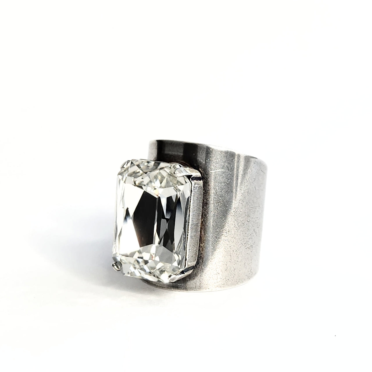 Venus Ring in Crystal Clear