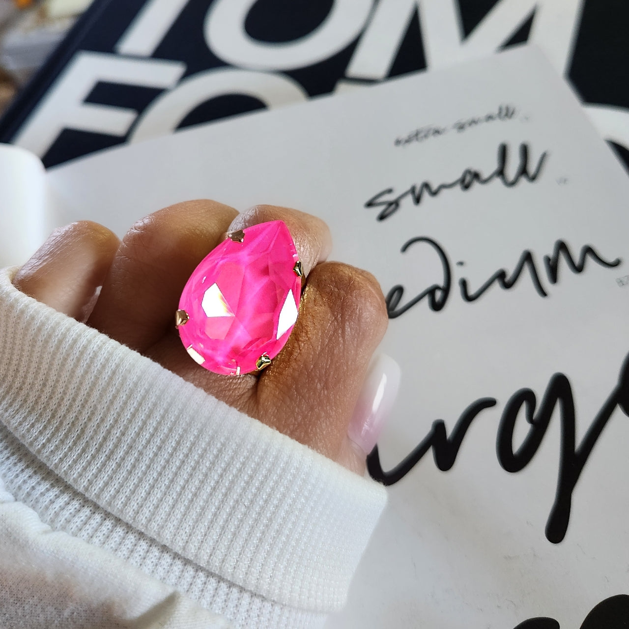 Atlas Ring in Electric Pink