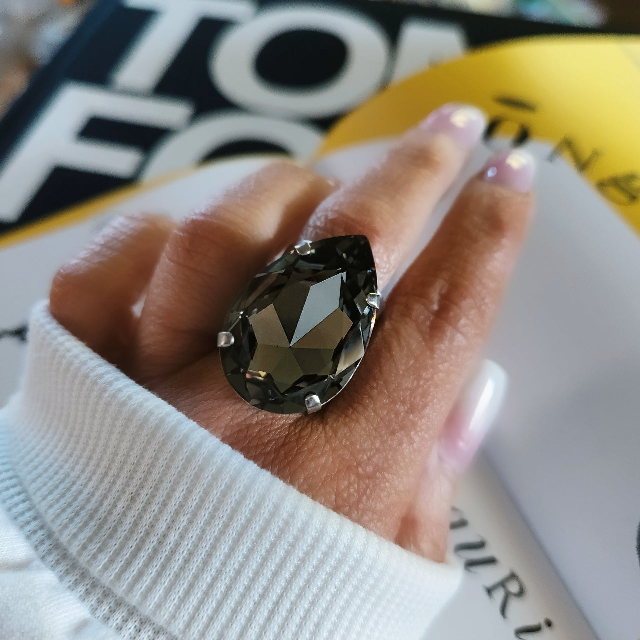 Atlas Ring in Black Diamond