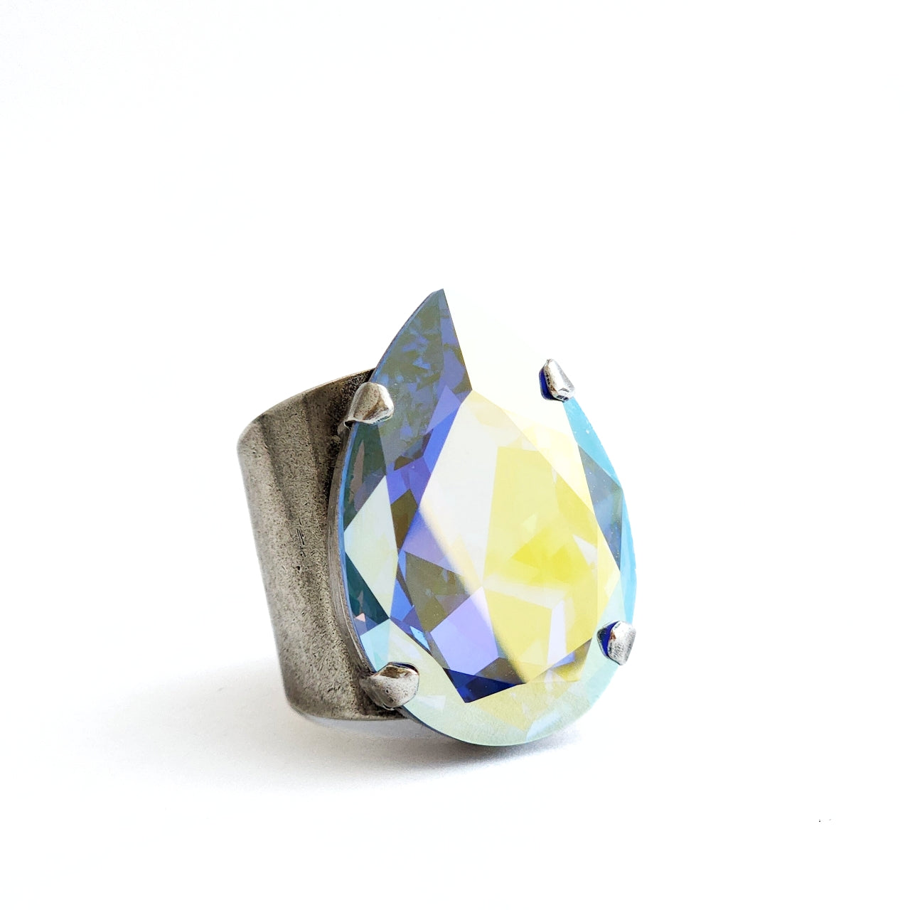 Atlas Ring in Aquamarine Ab