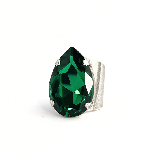 Atlas Ring in Majestic Emerald