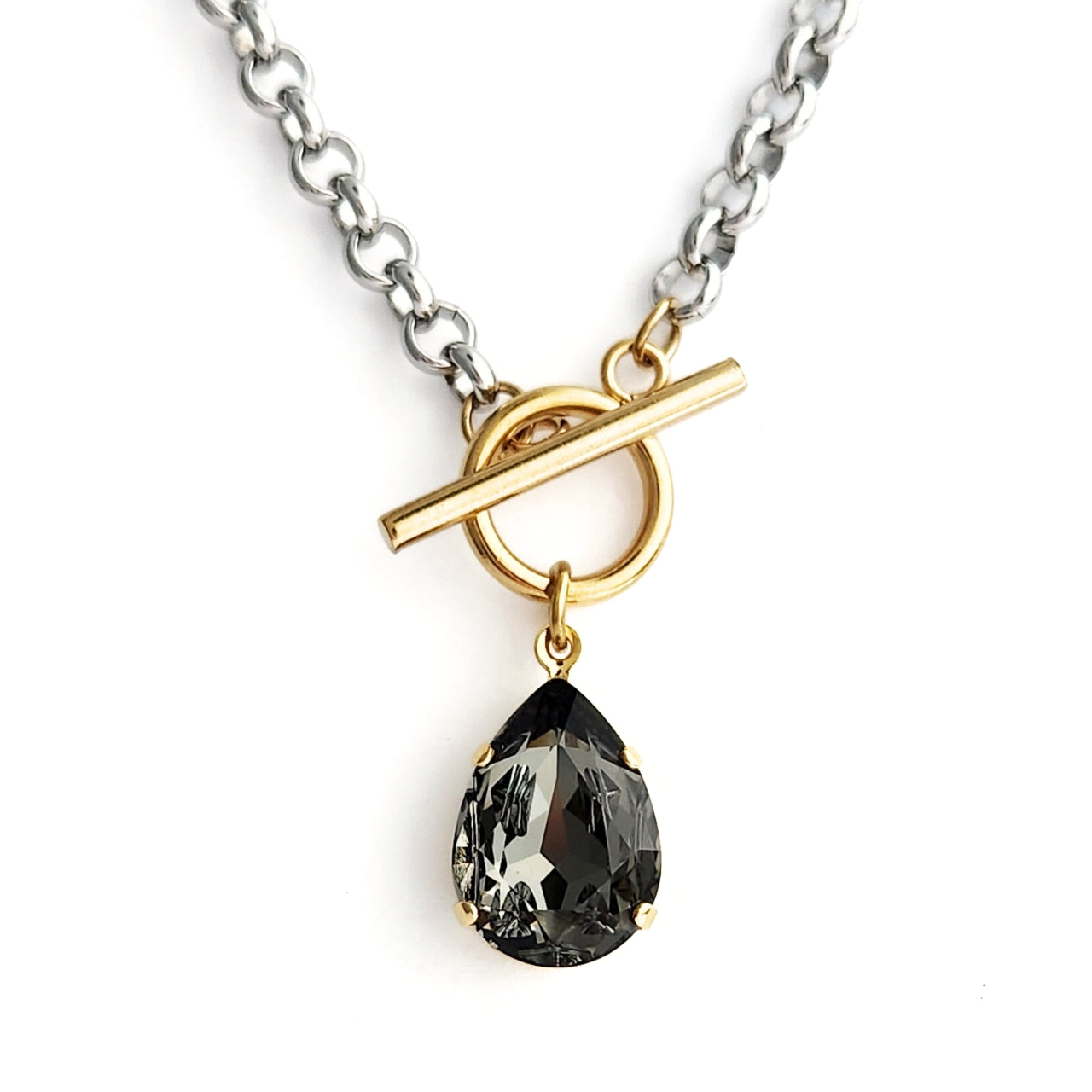 Cosmo Necklace in Black Diamond Mirage