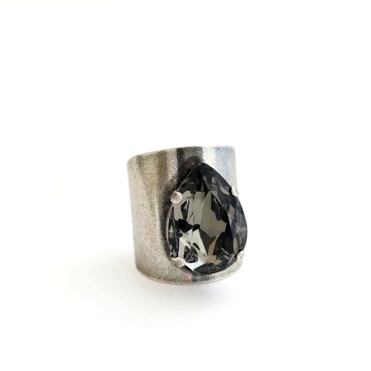 Cosmo Ring in Black Diamond Mirage