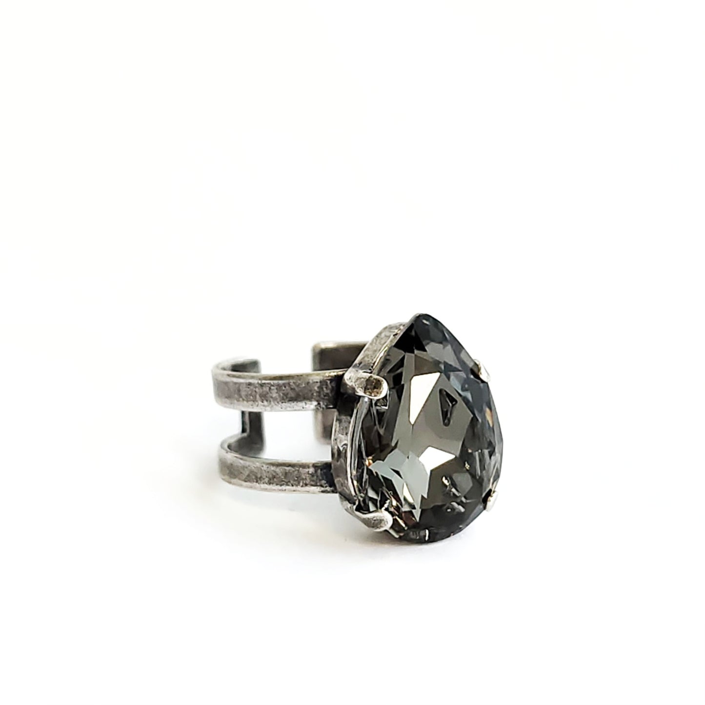 Cosmic Ring in Black Diamond Mirage