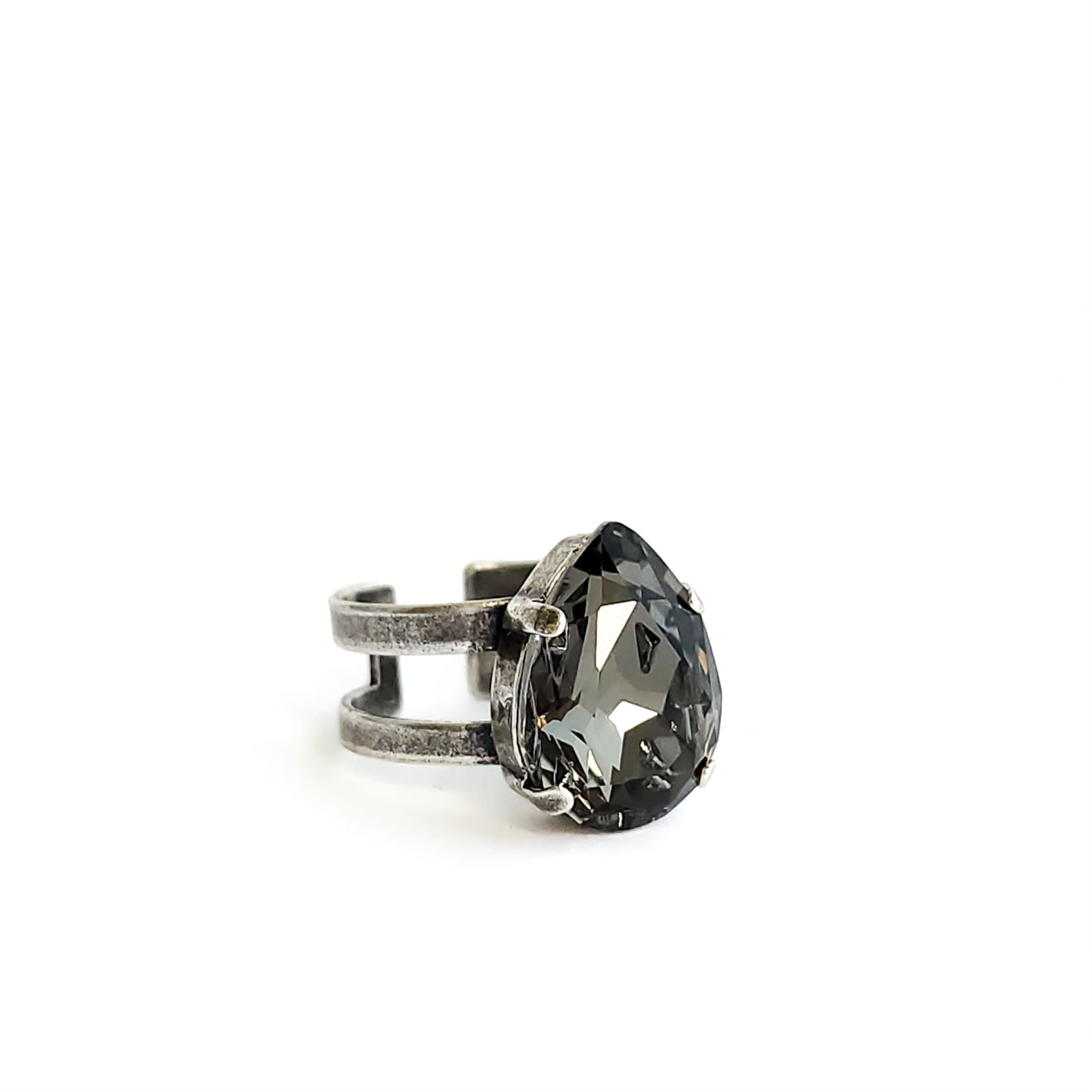 Cosmic Ring in Black Diamond Mirage