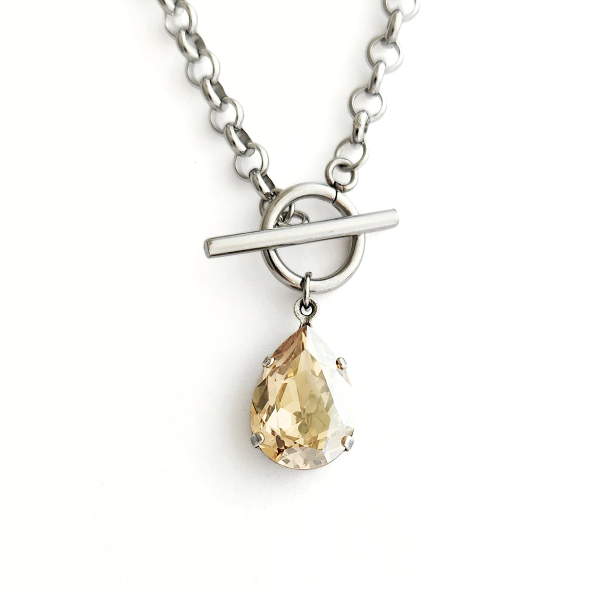 Cosmo Necklace in Golden Shadow