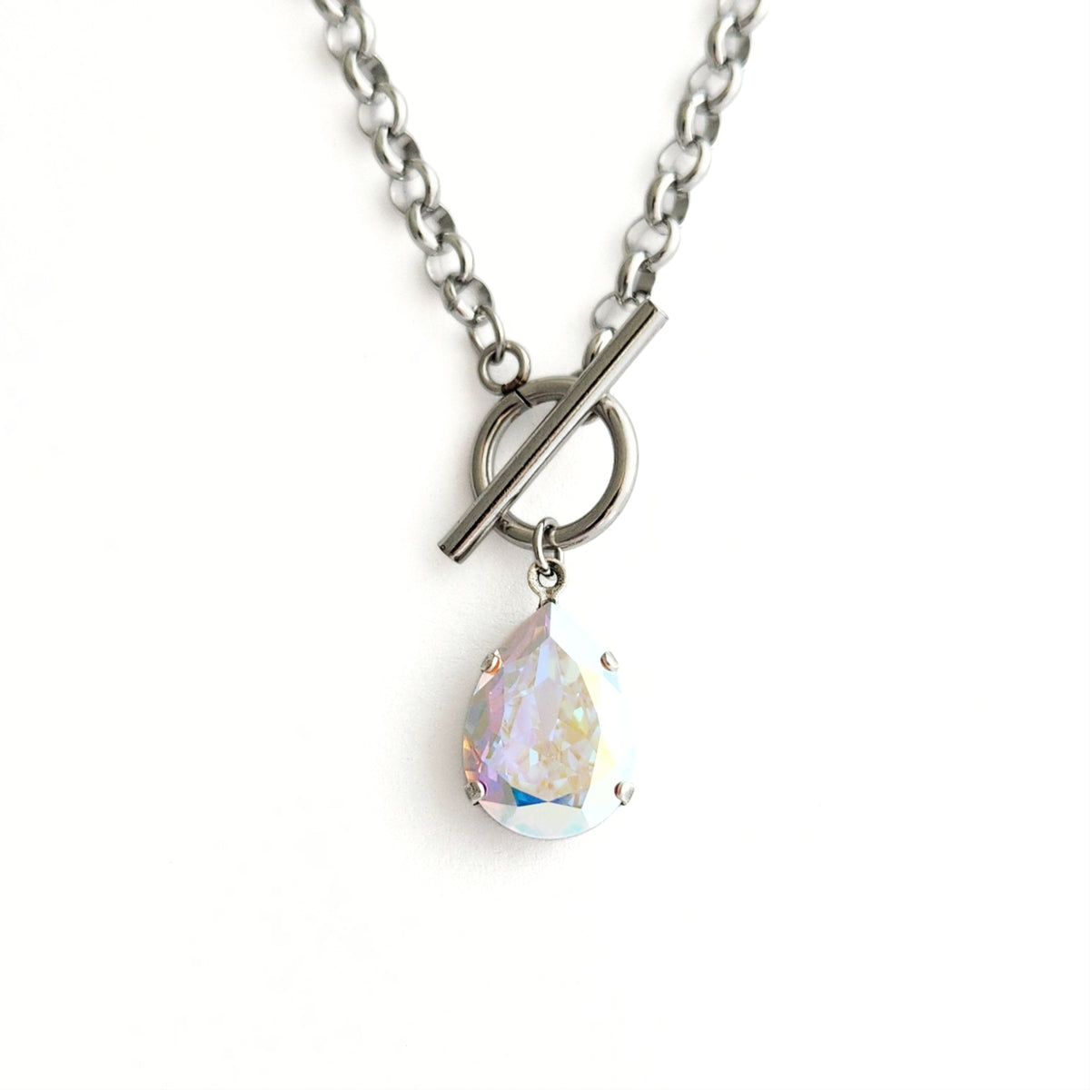 Cosmo Necklace in Aurora Borealis