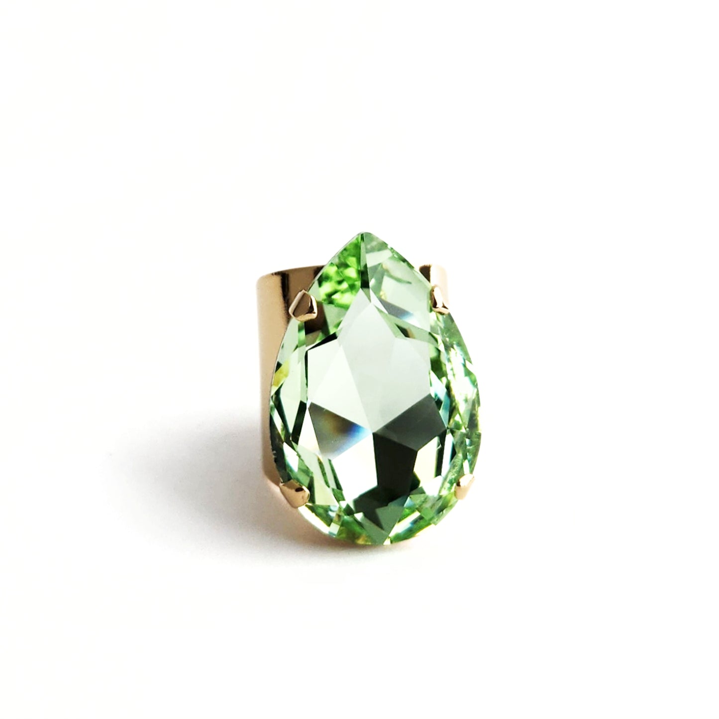 Atlas Crystal Ring in Chrysolite