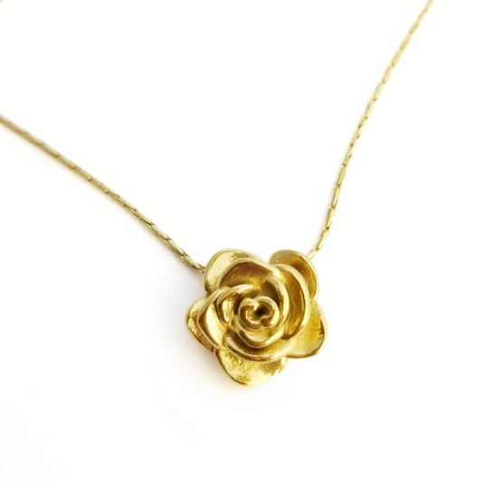 La Rose Necklace