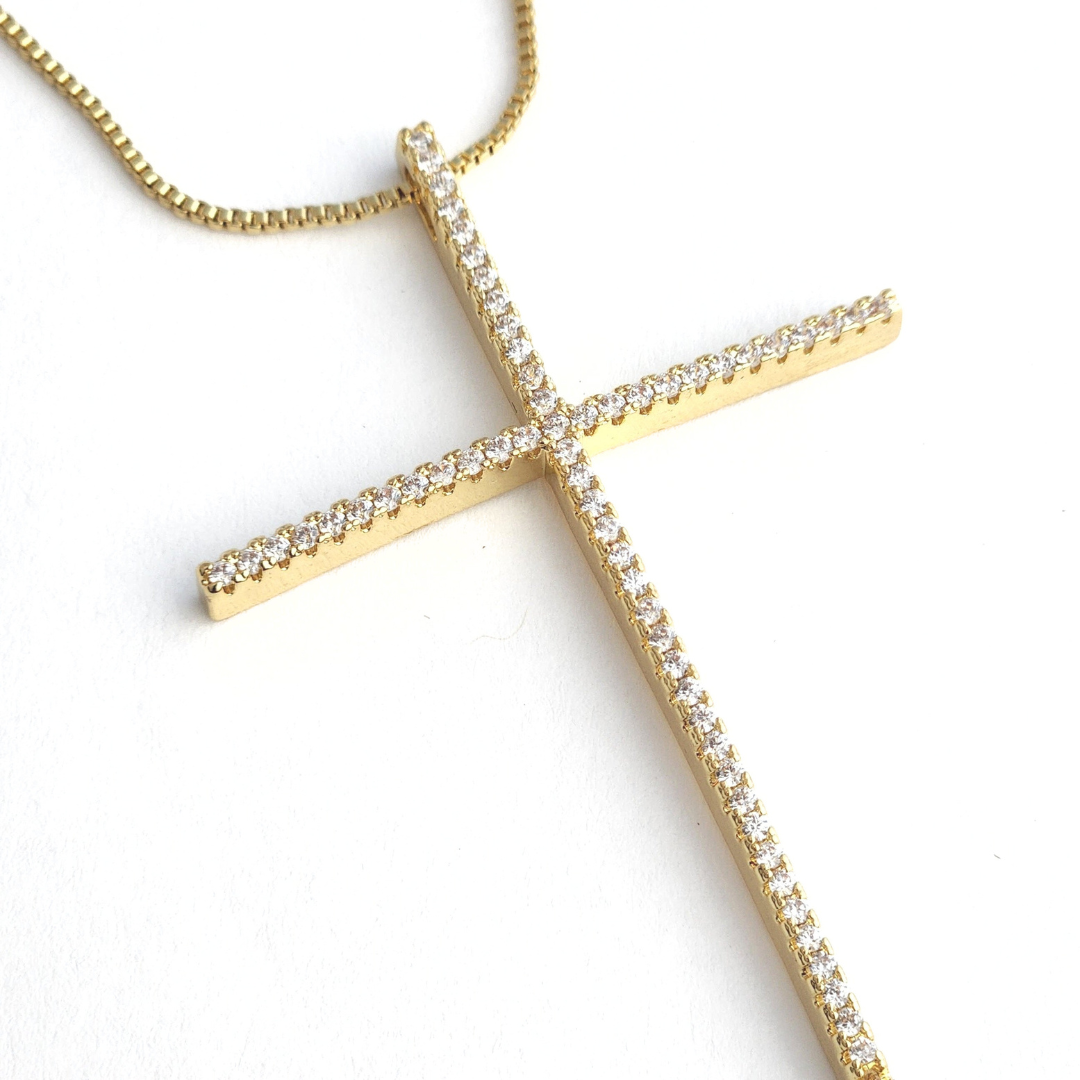 X-Large Diamond Cross Pendant – Exotic Diamonds & Jewelry