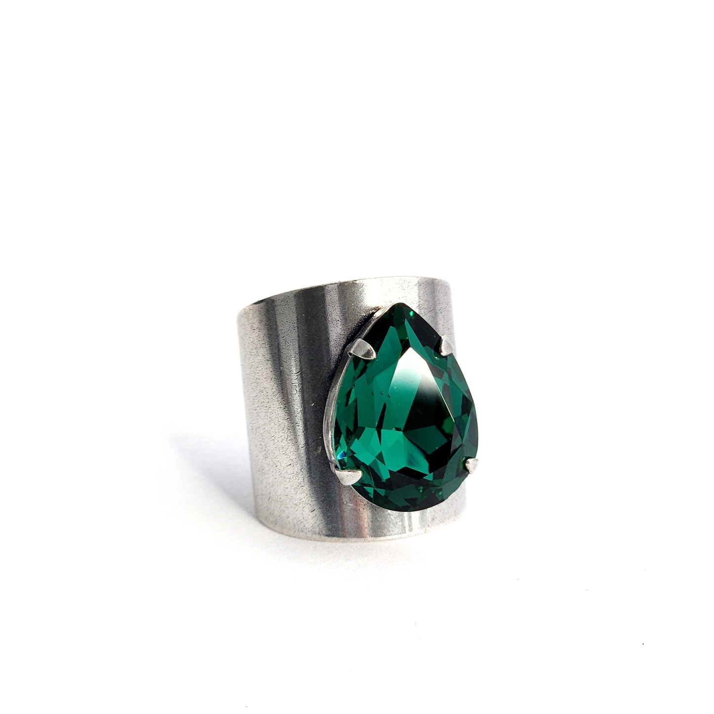 Cosmo Ring in Emerald