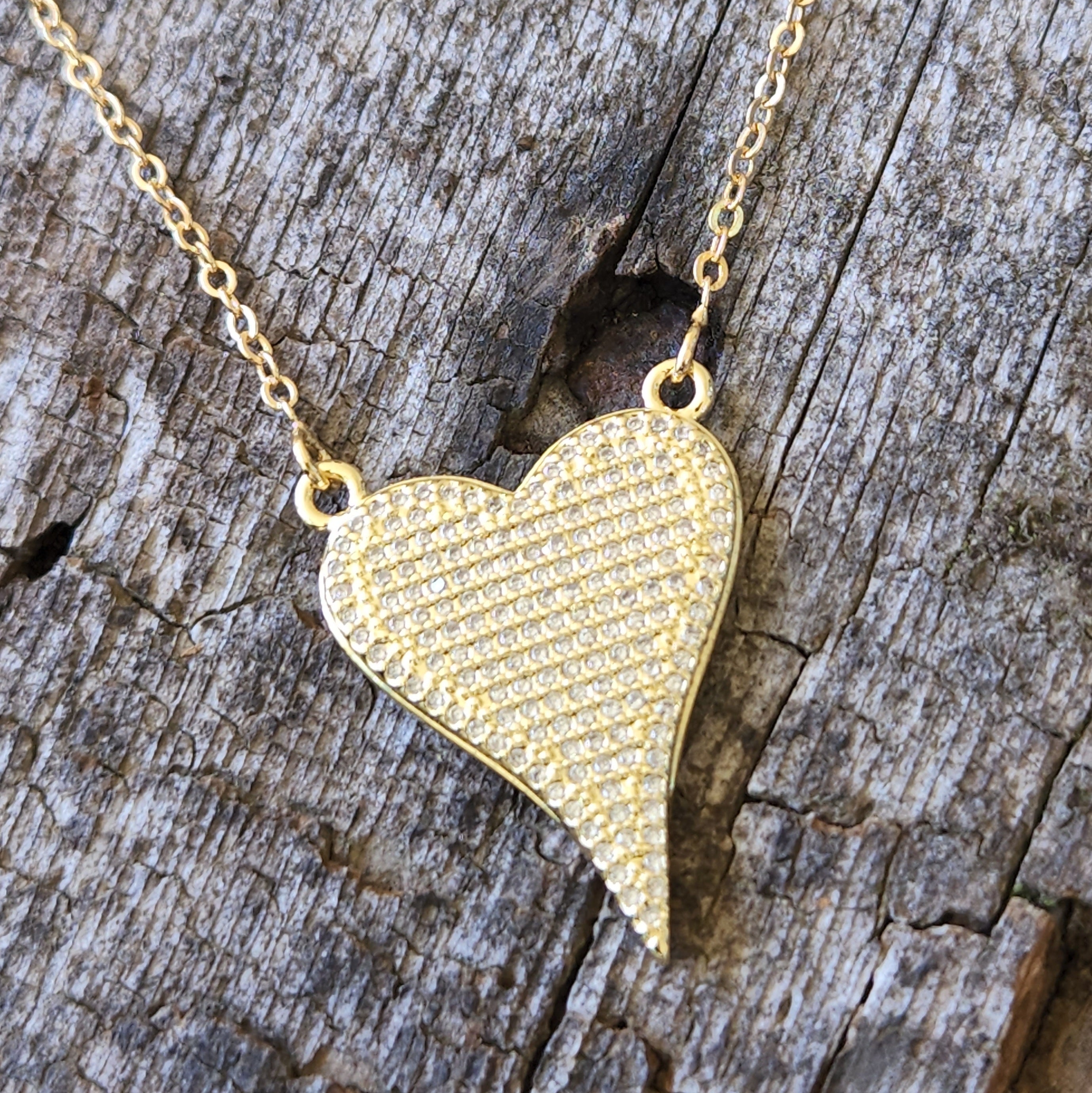 Big hot sale heart necklace