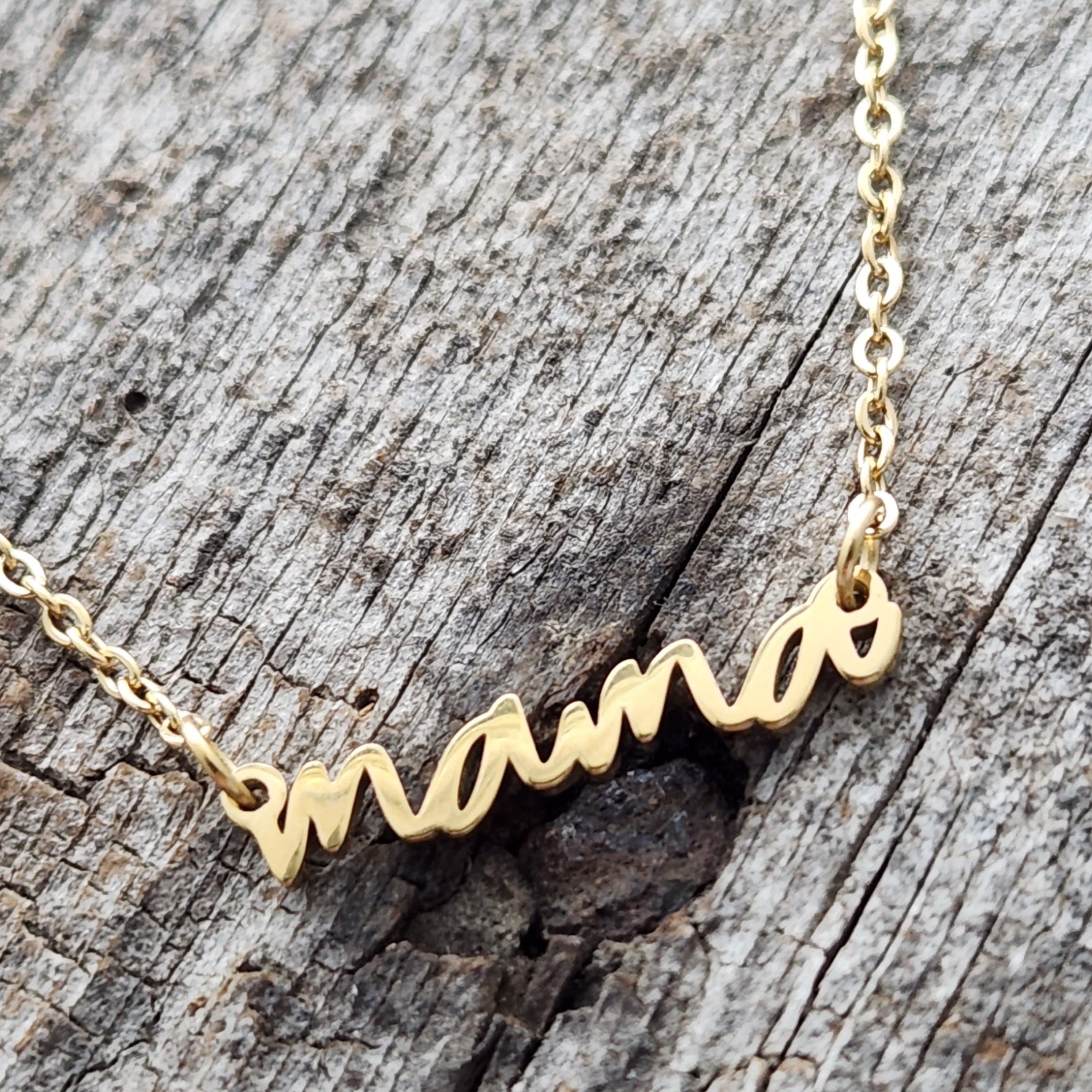 Dainty hot sale mama necklace