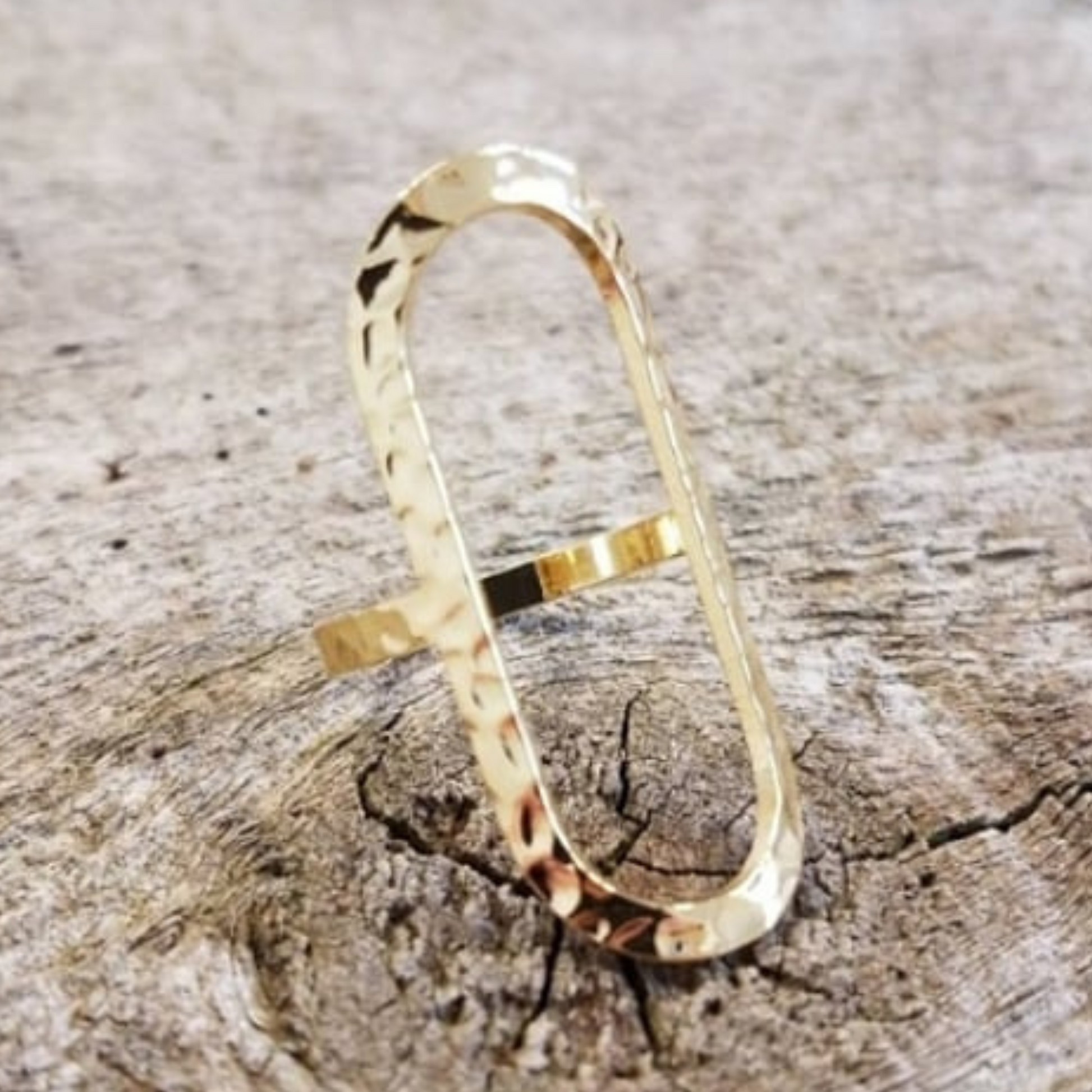 Ovaloid Ring