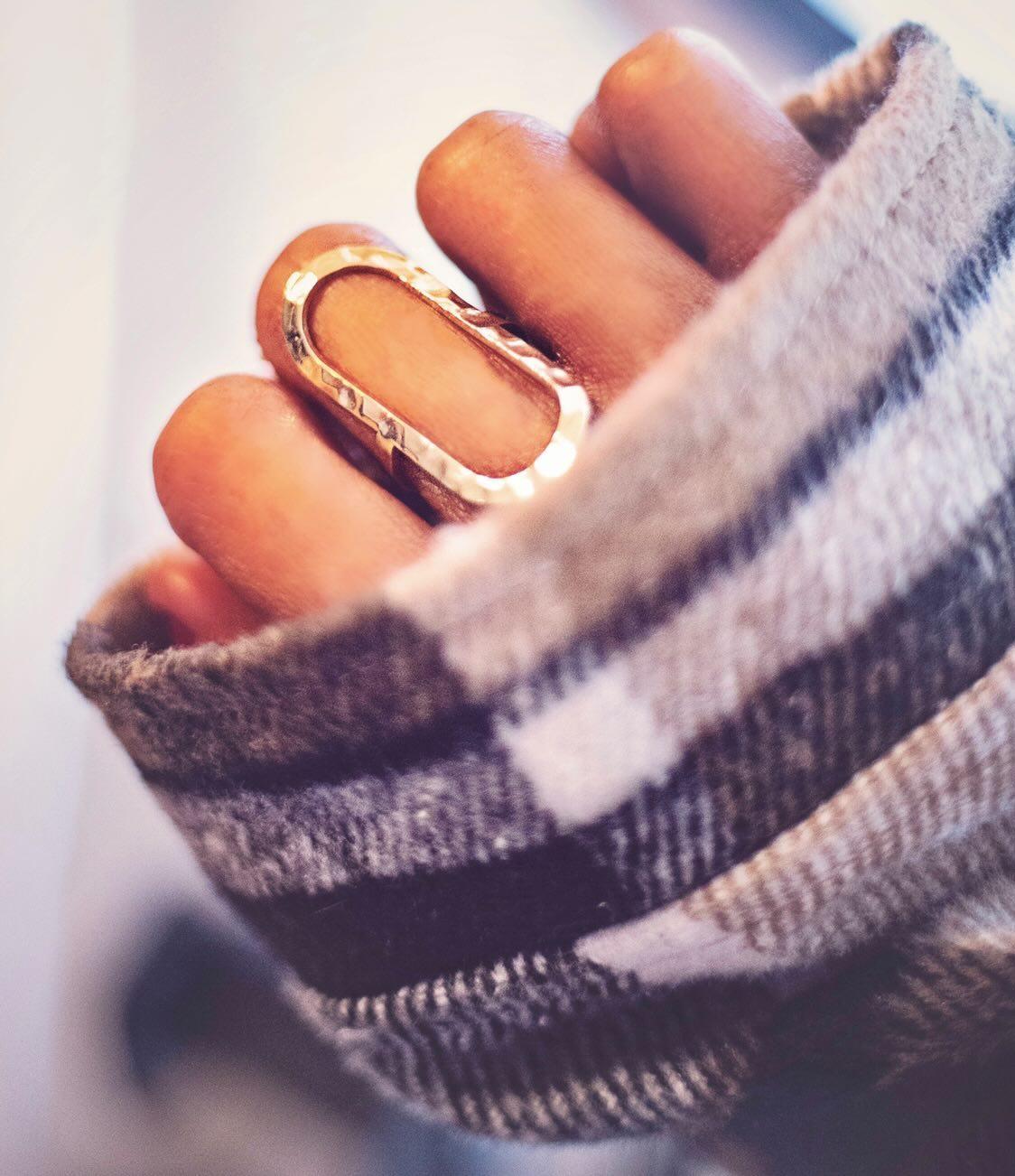 Ovaloid Ring